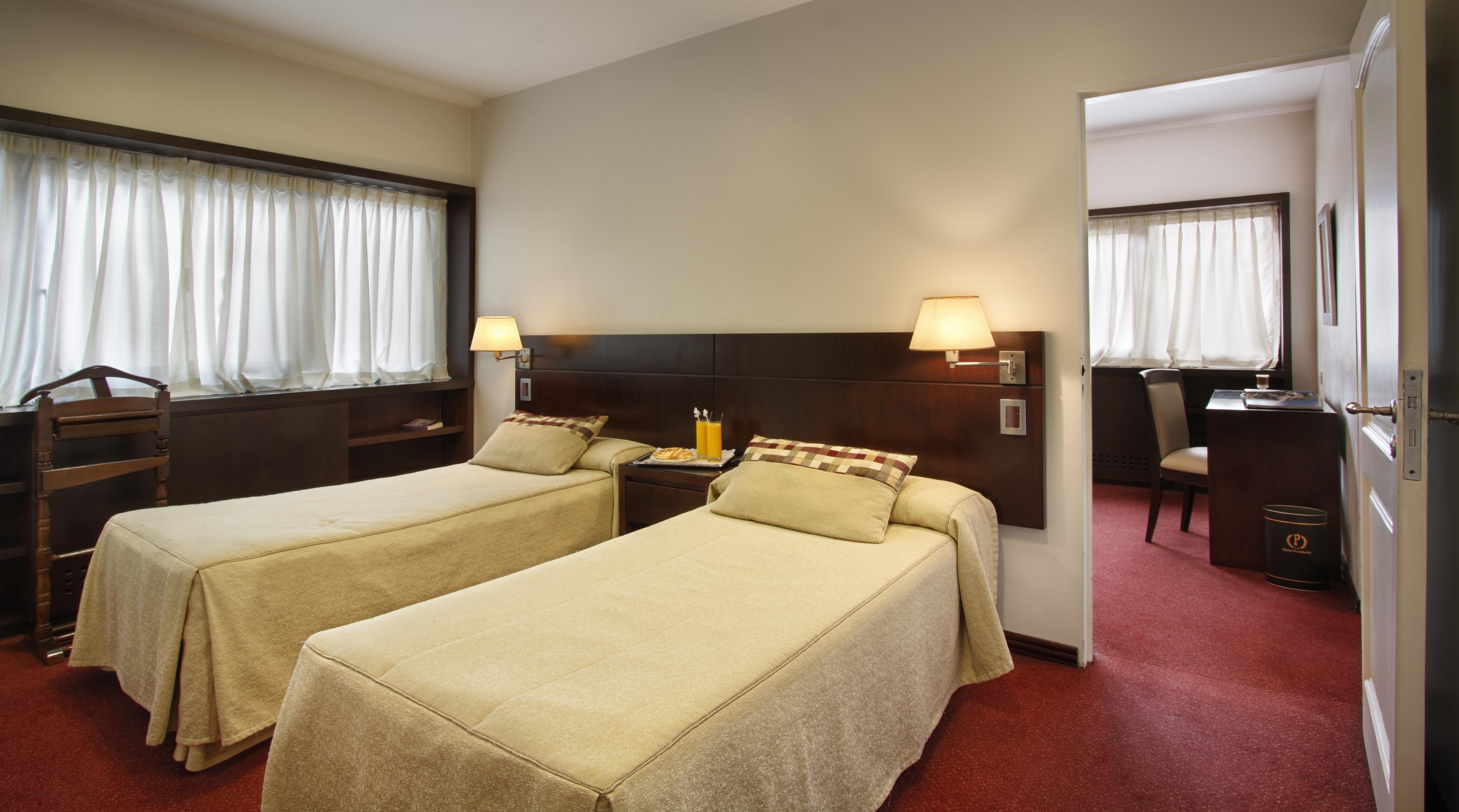 Hotel Presidente Buenos Aires Exteriör bild