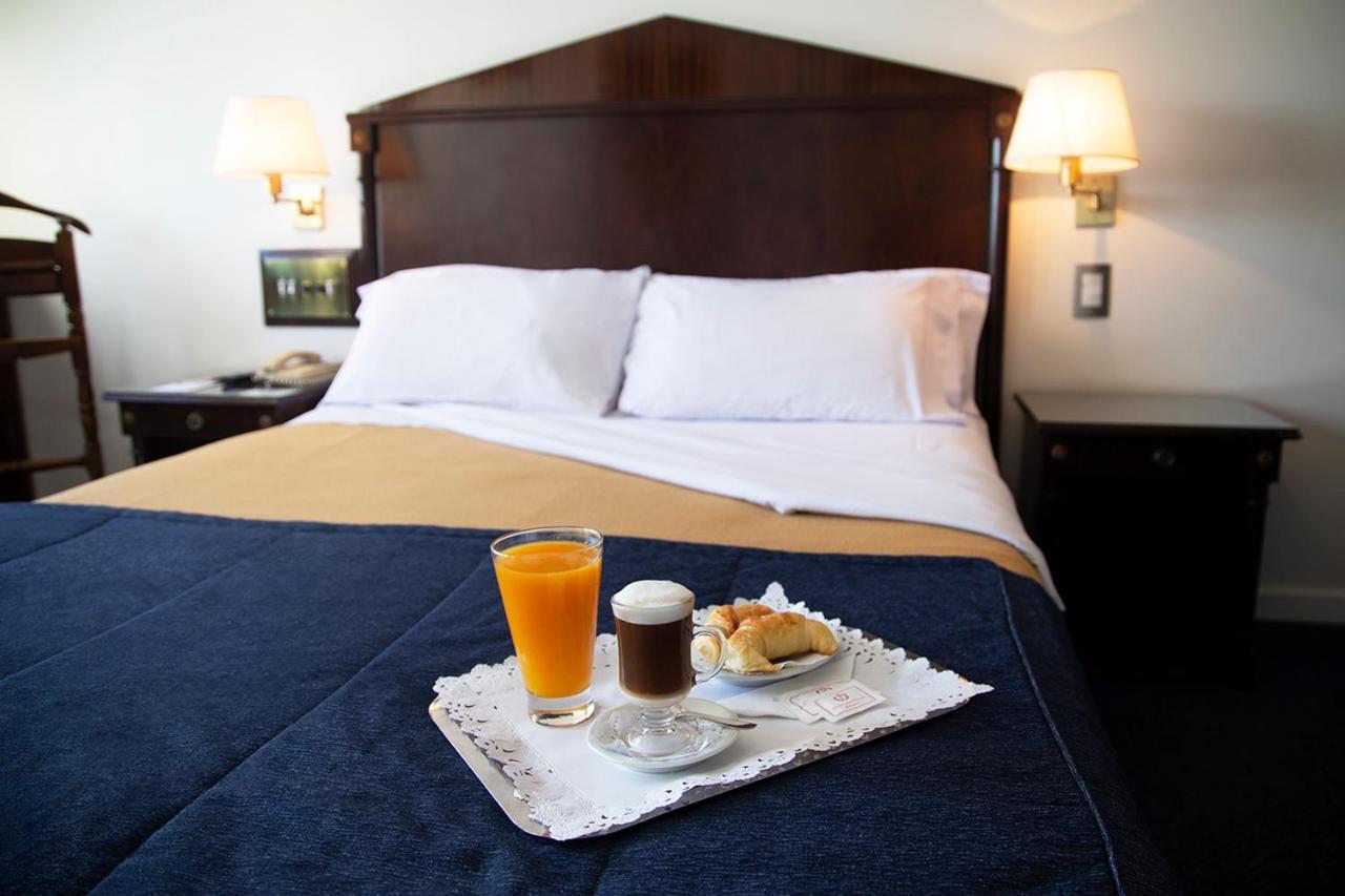 Hotel Presidente Buenos Aires Exteriör bild