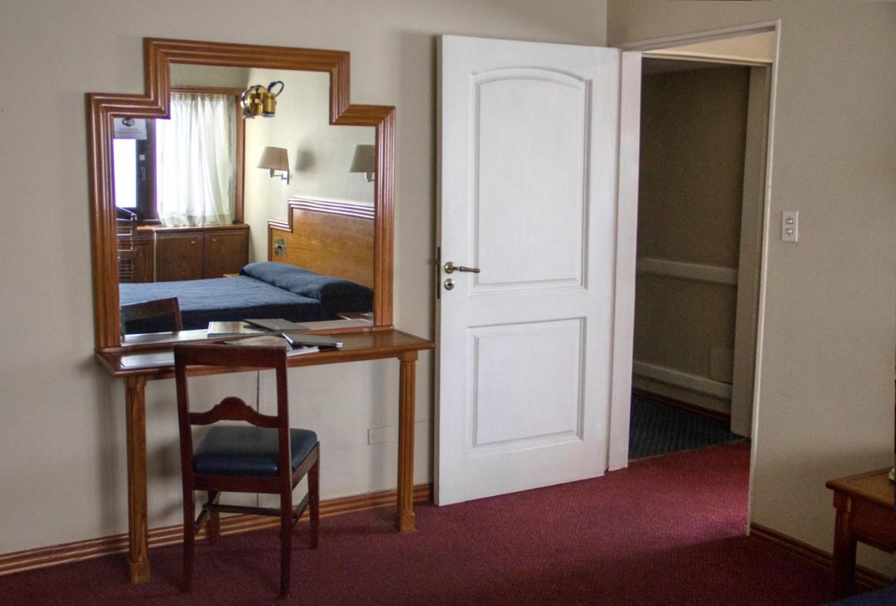 Hotel Presidente Buenos Aires Exteriör bild